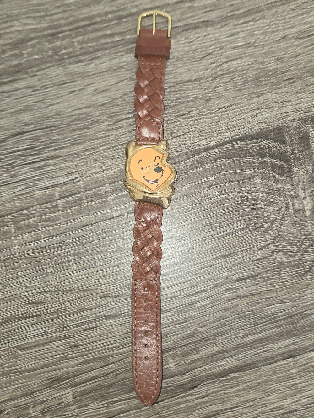Vintage Pooh Bear Head Shaped Disney Timex Watch w/ Braided Band SEE PICTURES.